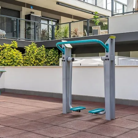 Retiro Glamuroso,piscina,terraza,10min Dist Playa Apartament *